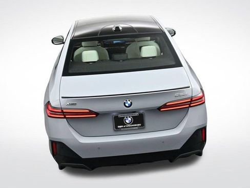 New 2026 BMW 530i xDrive w/ M Sport Package image 22