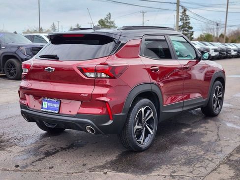 Used 2022 Chevrolet TrailBlazer RS w/ Sun and Liftgate Package image 5