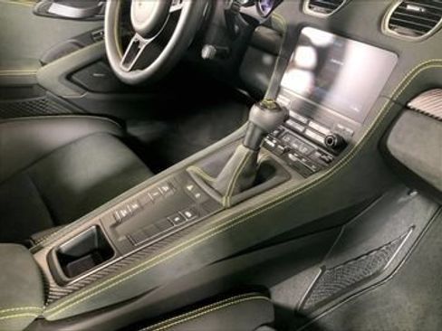 Certified 2024 Porsche 718 Cayman GT4 RS RWD image 16