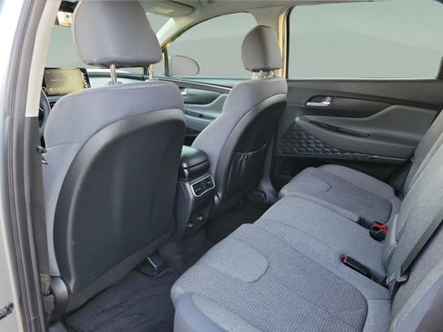 Used 2022 Hyundai Santa Fe SE FWD image 6