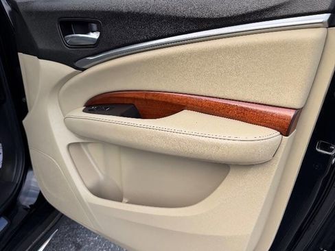 Used 2017 Acura MDX SH-AWD w/ Advance Package image 23