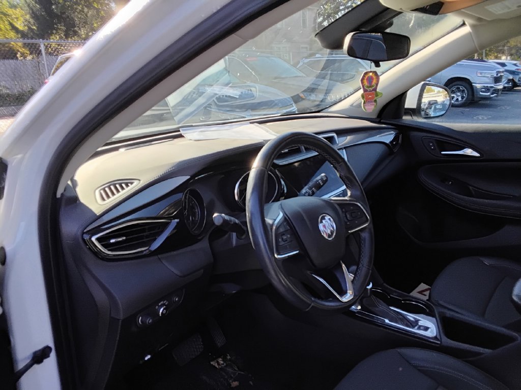 Used 2023 Buick Encore GX Select w/ Safety Package II AWD/4WD image 8