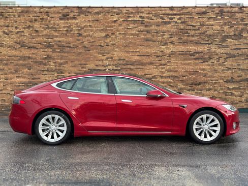 Used 2018 Tesla Model S 75D AWD/4WD image 9