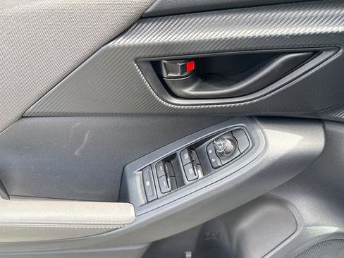 Certified 2025 Subaru Crosstrek 2.0i Premium image 9