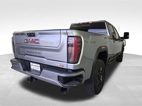 Used 2024 GMC Sierra 2500 AT4 w/ AT4 Premium Plus Package image 9