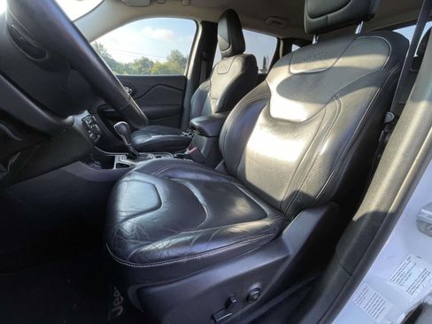 Used 2014 Jeep Cherokee Limited FWD image 16