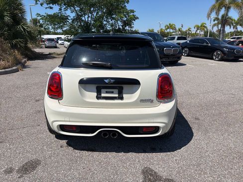 Used 2017 MINI Cooper S FWD image 4