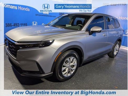 Used 2024 Honda CR-V LX image 11