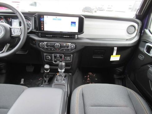 New 2026 Jeep Gladiator Sport AWD/4WD image 14