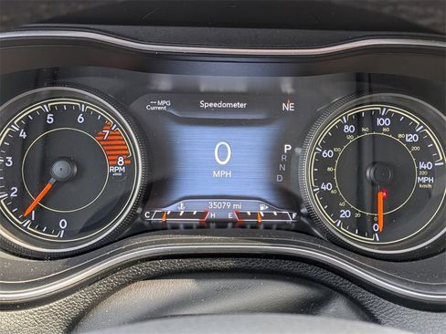 Certified 2020 Jeep Cherokee Limited w/ Technology Group image 14