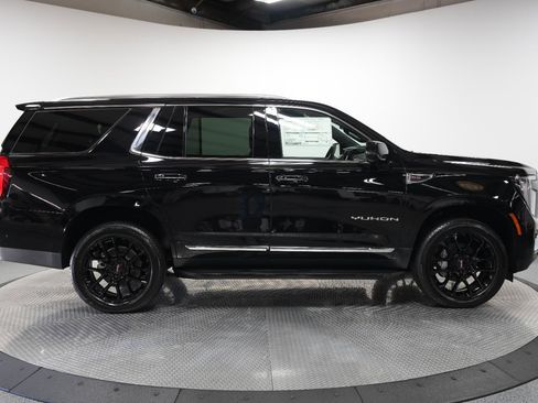 New 2026 GMC Yukon Elevation w/ LPO, Floor Liner Package image 9