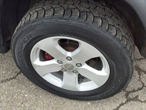 Used 2012 Jeep Grand Cherokee Laredo image 26