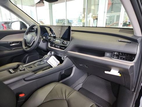 New 2026 Toyota Grand Highlander AWD image 28