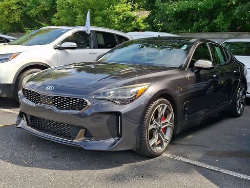Used 2019 Kia Stinger GT2 AWD/4WD image 3