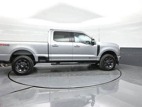 Used 2023 Ford F250 Lariat w/ Sport Appearance Package AWD/4WD image 9