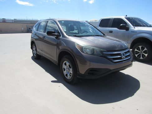 Used 2014 Honda CR-V LX image 2