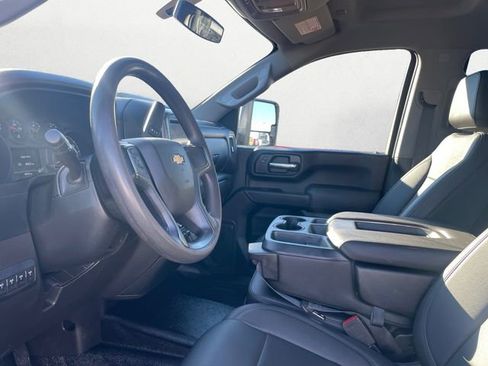 Used 2022 Chevrolet Silverado 2500 W/T w/ WT Fleet Convenience Package image 9