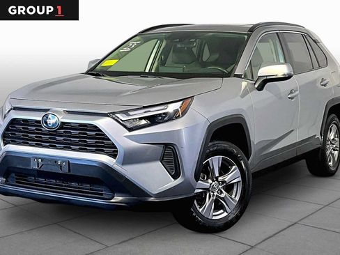 Used 2023 Toyota RAV4 XLE w/ Convenience Package AWD/4WD image 1