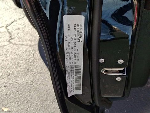 Used 2018 Jeep Cherokee Latitude image 25