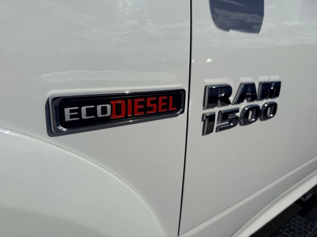 Used 2017 RAM 1500 Laramie AWD/4WD image 11