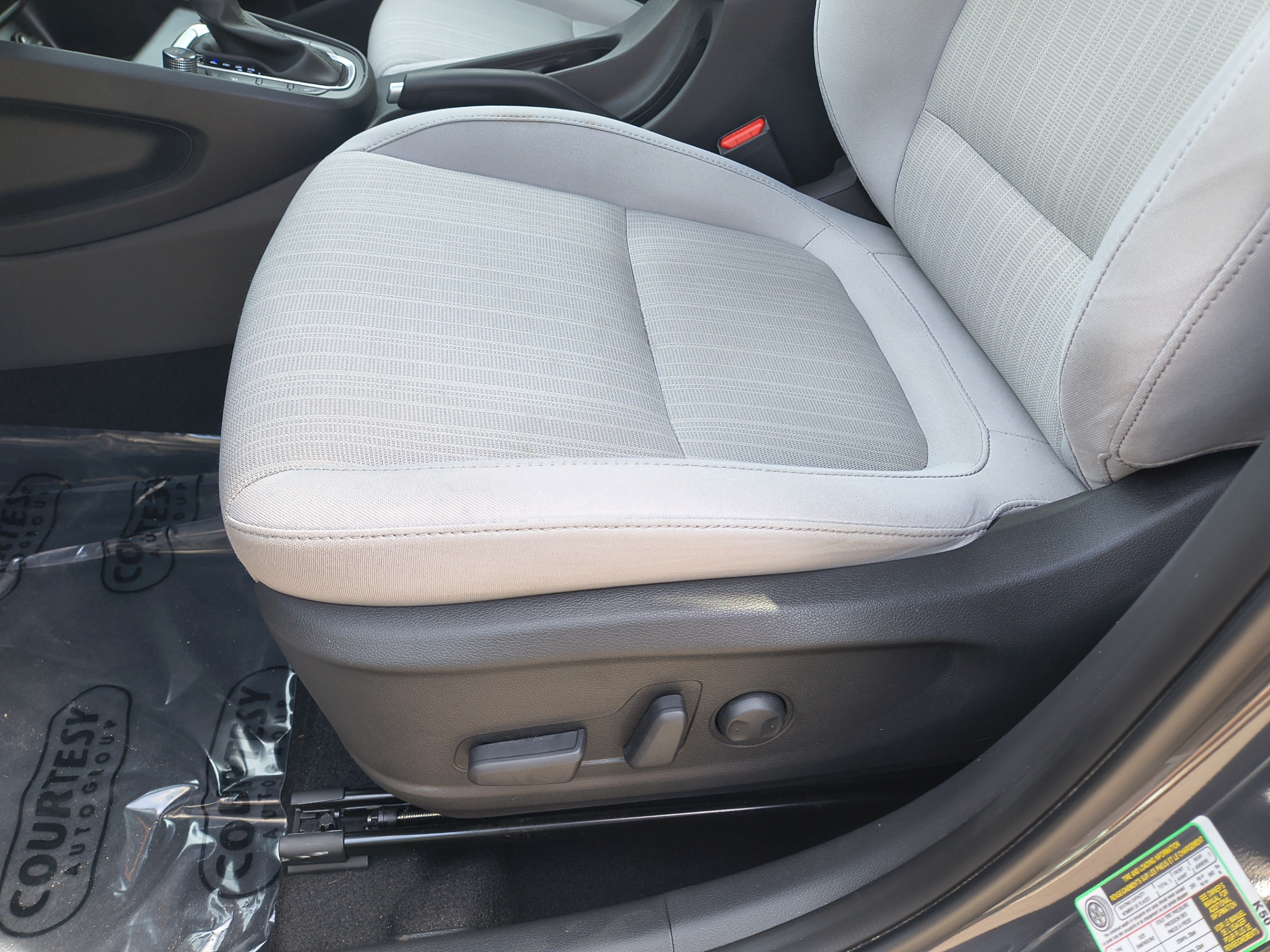 Certified 2023 Hyundai Kona SEL w/ Convenience Package FWD image 19