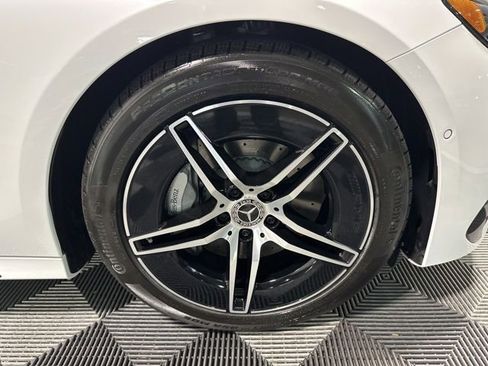 Used 2026 Mercedes-Benz E 450 4MATIC Sedan image 9