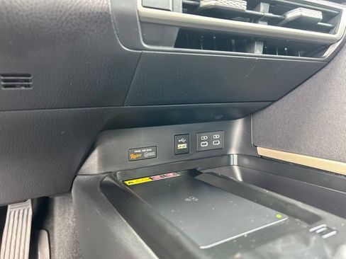 Used 2025 Toyota Camry LE w/ Convenience Package FWD image 25