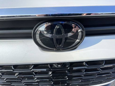 Used 2024 Toyota Grand Highlander AWD image 31