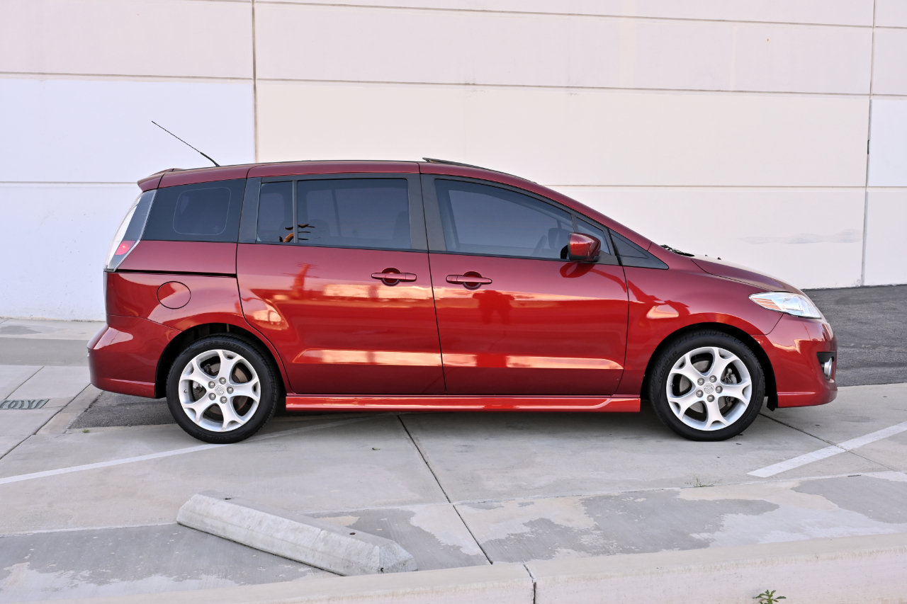 Used 2010 MAZDA MAZDA5 Touring FWD image 7
