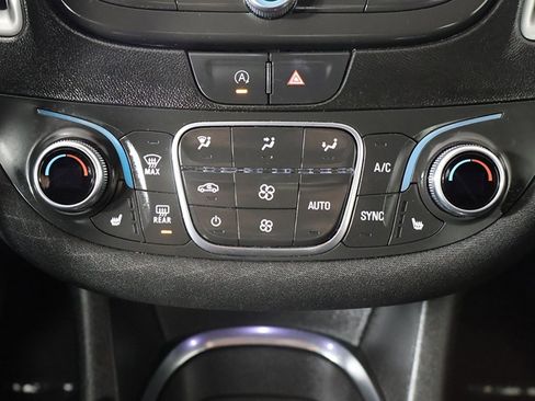 Used 2024 Chevrolet Malibu LT image 42