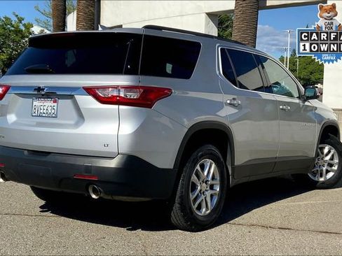 Used 2021 Chevrolet Traverse LT FWD image 13