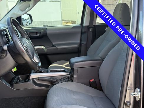 Used 2020 Toyota Tacoma SR5 image 21