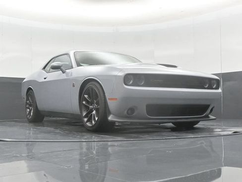 Used 2022 Dodge Challenger R/T Scat Pack RWD image 53