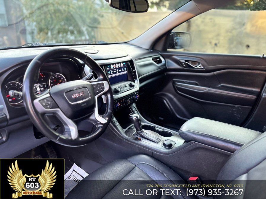 Used 2019 GMC Acadia SLT AWD/4WD image 17