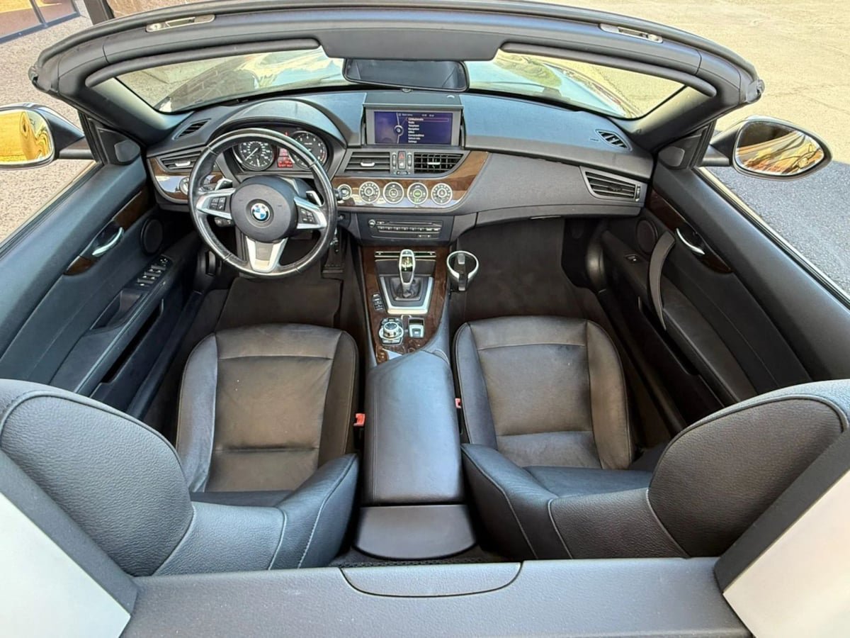 Used 2012 BMW Z4 sDrive35i RWD image 46