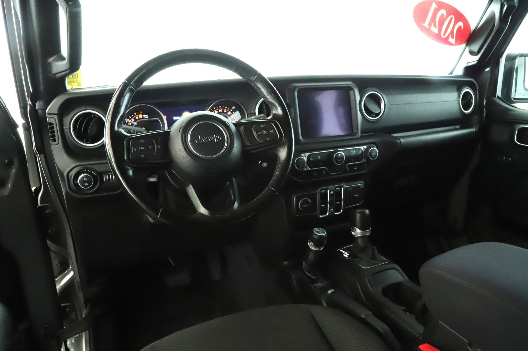 Used 2021 Jeep Gladiator Sport AWD/4WD image 2