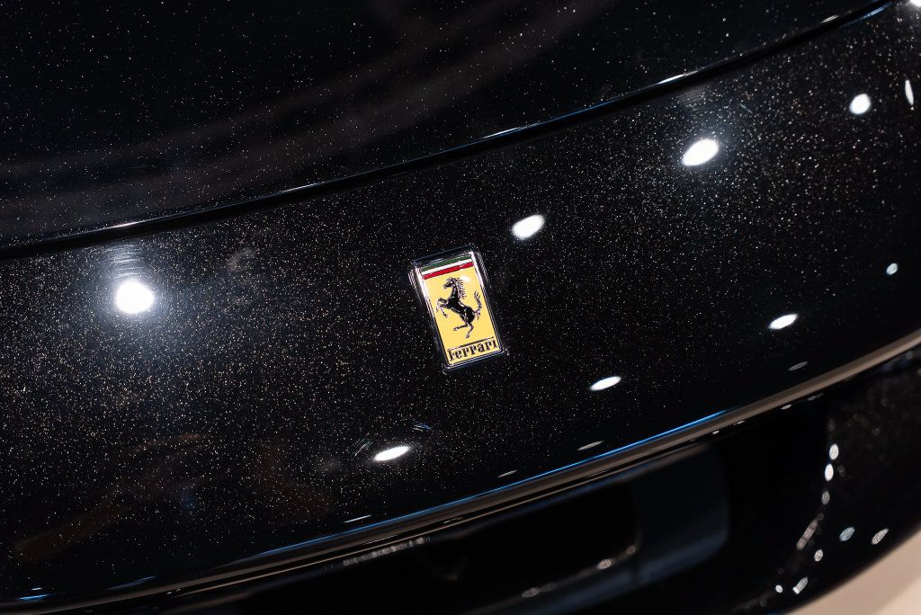 Used 2025 Ferrari 296 GTS RWD image 17