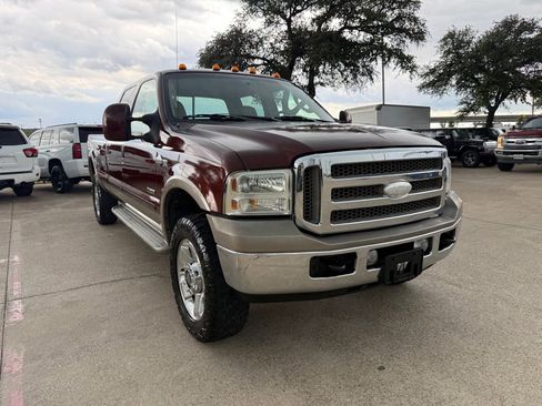 Used 2006 Ford F350 4x4 Crew Cab Super Duty image 1