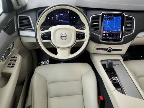 Used 2024 Volvo XC90 B5 Core AWD/4WD image 56
