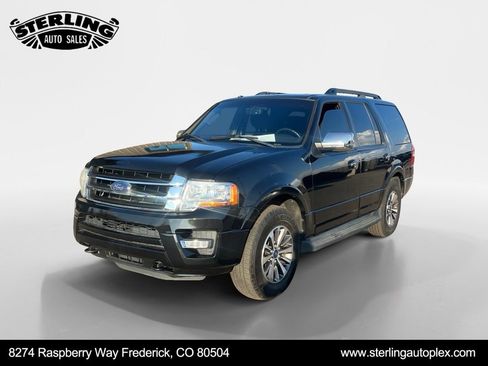 Used 2015 Ford Expedition XLT image 1