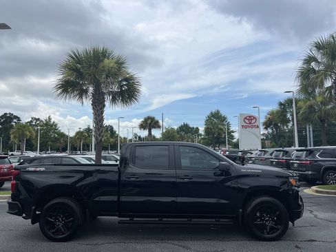 Used 2023 Chevrolet Silverado 1500 Custom AWD/4WD image 11