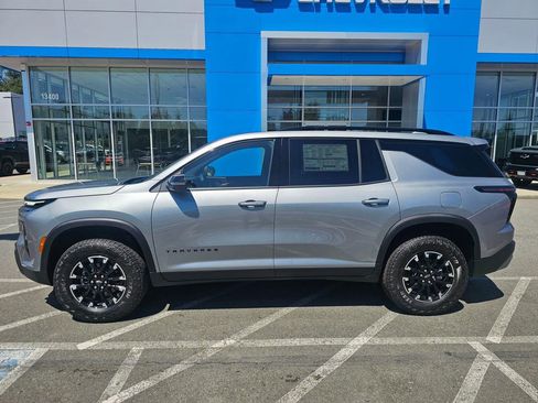 New 2026 Chevrolet Traverse Z71 w/ Driver Confidence Package AWD/4WD image 2