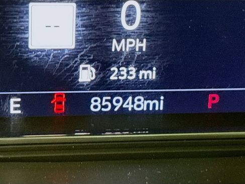 Used 2022 GMC Sierra 3500 Denali w/ Denali Ultimate Package image 14