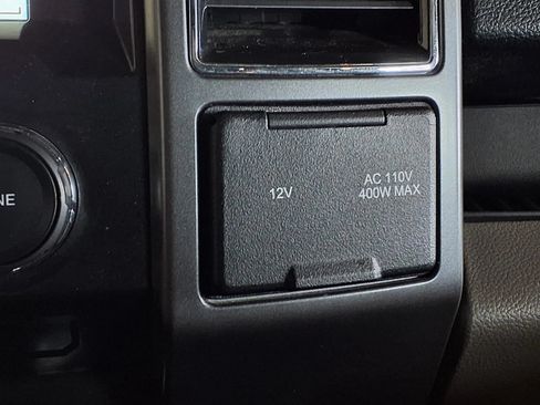 Used 2017 Ford F150 XLT w/ Equipment Group 302A Luxury AWD/4WD image 21