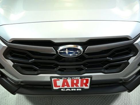 Used 2025 Subaru Crosstrek 2.0i Premium image 18