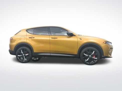 Used 2023 Dodge Hornet GT w/ Track Pack image 33