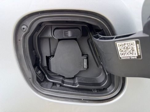 Used 2017 smart fortwo electric drive RWD image 39