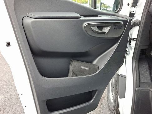 Used 2026 Mercedes-Benz Sprinter 2500 image 11