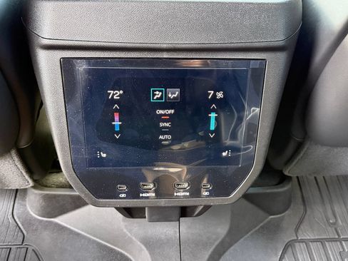Certified 2026 GMC Yukon AT4 Ultimate AWD/4WD image 23