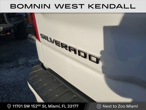 Used 2022 Chevrolet Silverado 1500 Custom image 12